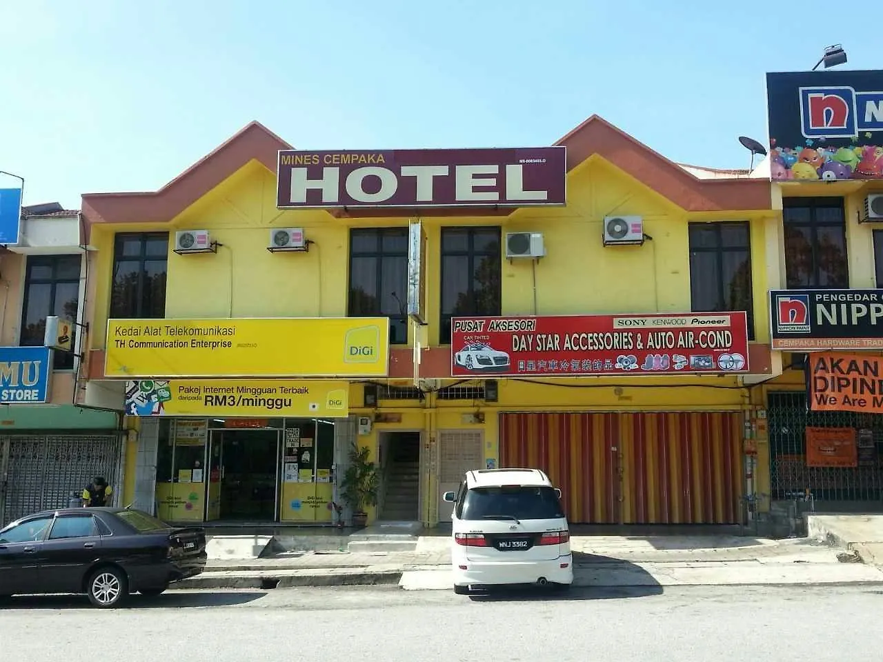 **  Mines Cempaka Hotel Sepang Malaysia